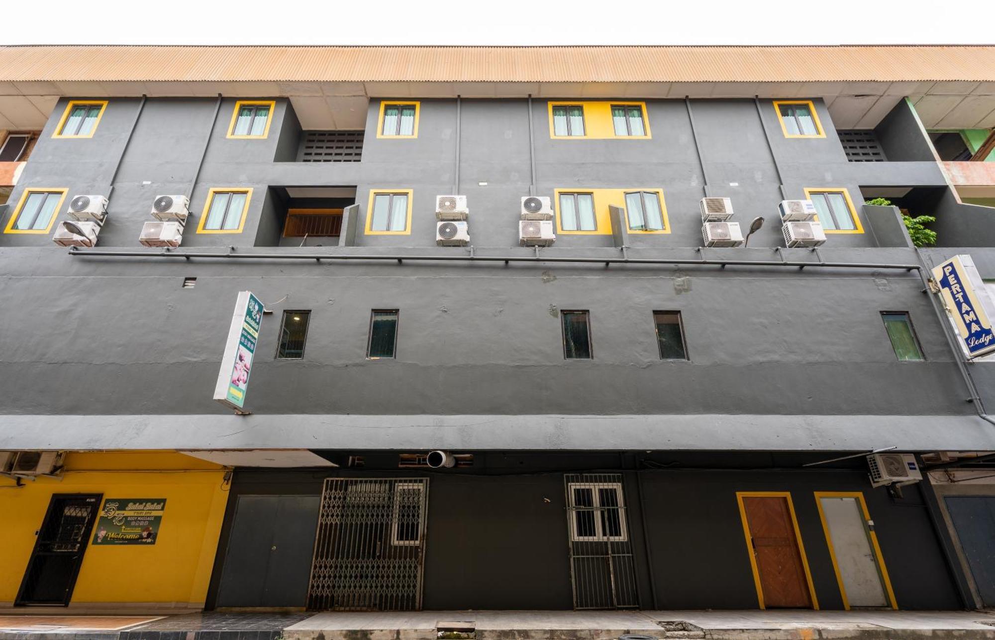 Pertama Lodge Tawau Exterior foto